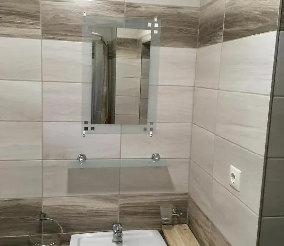 Fenyves Balatonfenyves