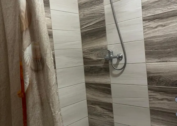 Fenyves Balatonfenyves